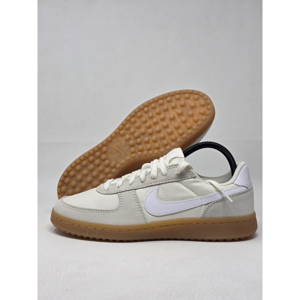 Nike Field General Low top Kids Shoes Ivory Black Youth Size 5.5Y IF0465-102 New